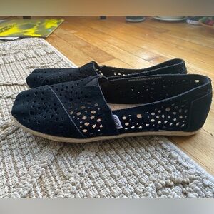 TOMS Suede Leather cutout flats, black, size 12